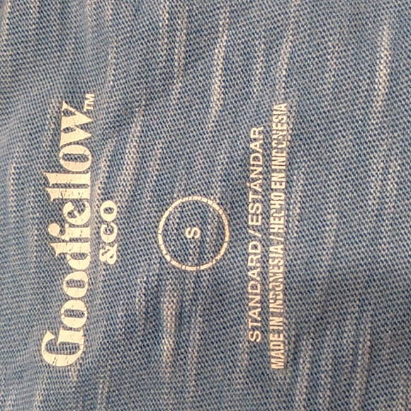 Men's small t 👕 - Picture 4 of 4